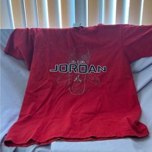 Air Jordan T-Shirt Size M Red